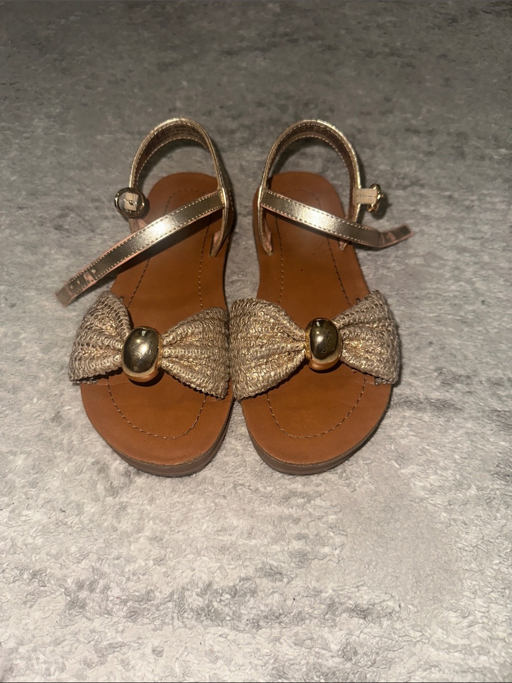 Steve Madden Girls Metallic Gold Bow Sandals